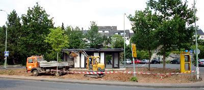 284.jpg (24055 bytes)