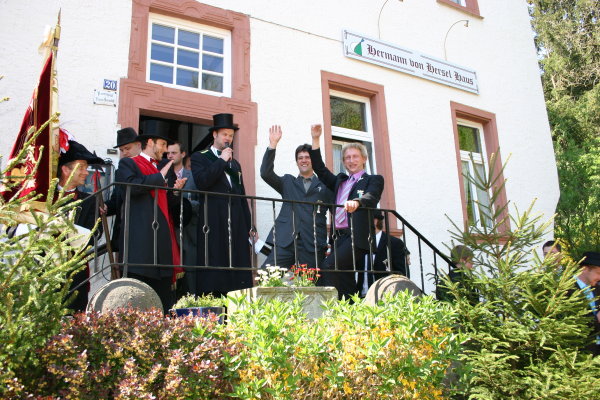 Ehrung der 25-j�hrigen Jubilare Klaus Kr�mer und Walter Ullrich